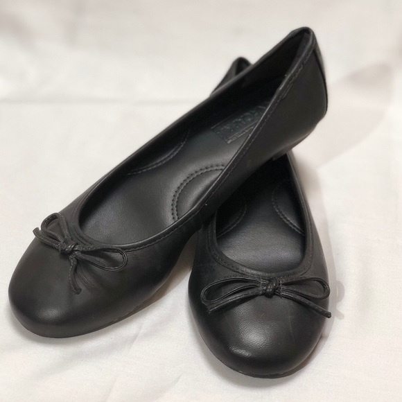 Black Ana Capri Flats - Picture 4 of 4